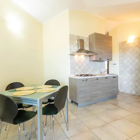 Vista Mare 4 *